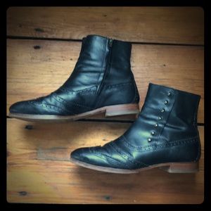 Cole Haan black leather Victorian ankle boots